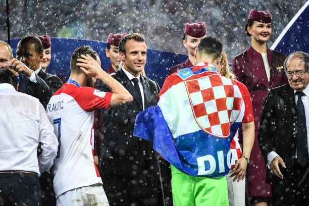 居勒爾的選 居勒爾的選