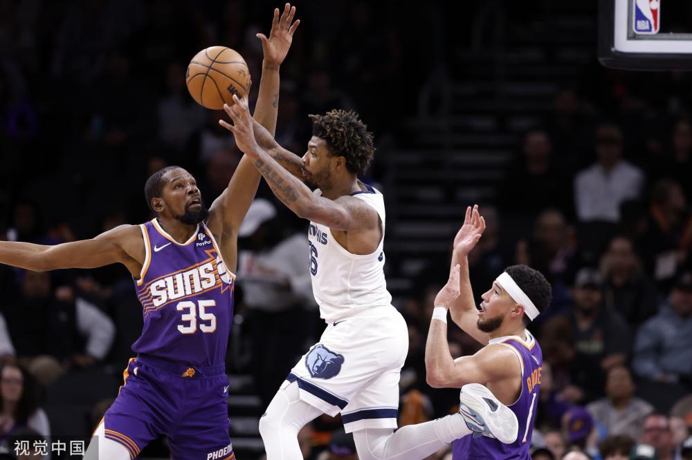 相比之下 相比之下