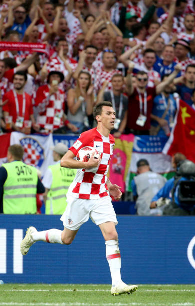 与加斯佩里 与加斯佩里